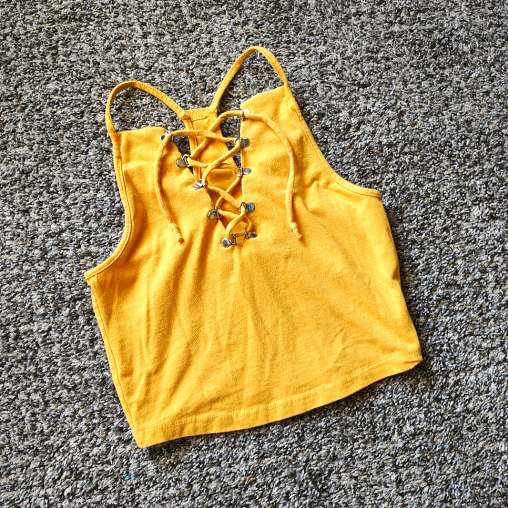 Crop top